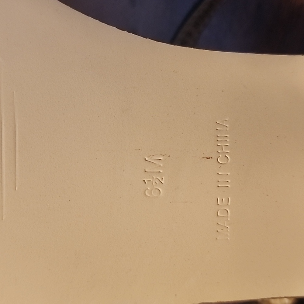 Talbots Keri Flower Sandals Size 6.5 - Picture 7 of 8